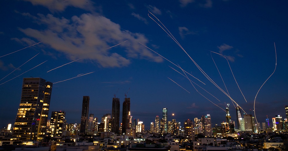 अमेरिका–इजरायलको आक्रमणपछि इरानमा खामेनीको मृत्यु, मध्यपूर्व युद्धको संघारमा